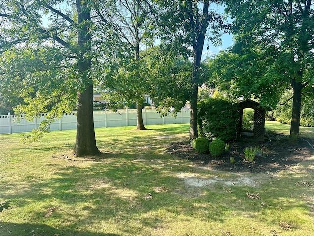 98 Pelham Dr, Cornwall, NY 12518 - view of yard with fence