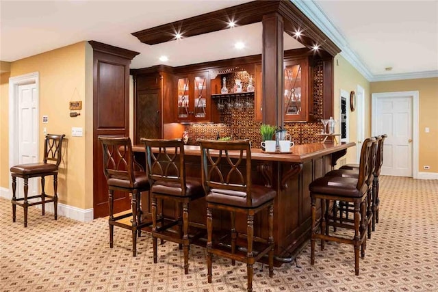 778 Sleepy Hollow Rd, Briarcliff Manor, NY 10510 - indoor wet bar featuring tasteful backsplash, light carpet, crown molding, and recessed lighting