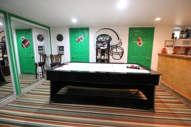 game room featuring carpet floors