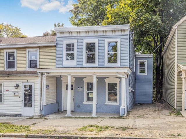 view of front of house featuring covered porch