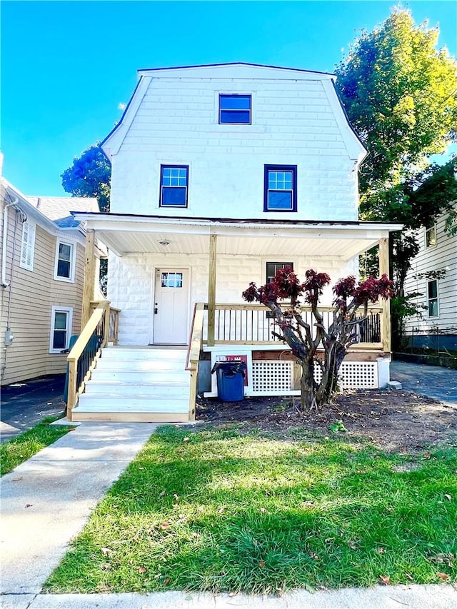 view of front facade featuring covered porch