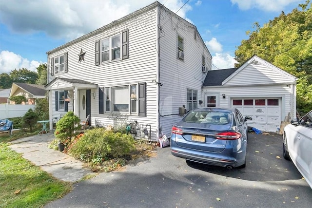 view of front facade featuring a garage