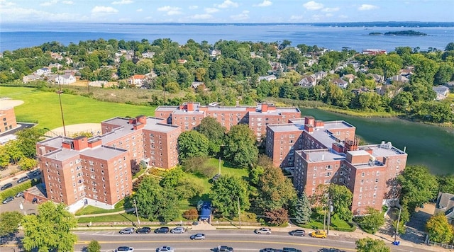 bird's eye view with a water view