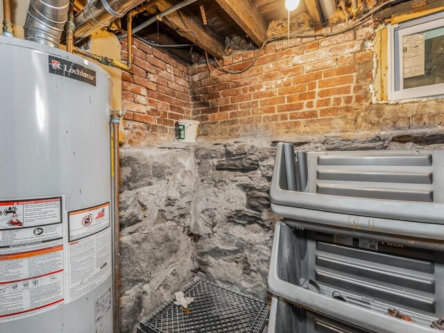 350 S 2nd Ave, Mount Vernon, NY 10550 - detailed view of water heater