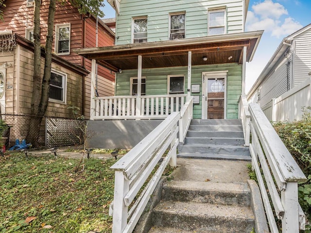 view of front of home with covered porch