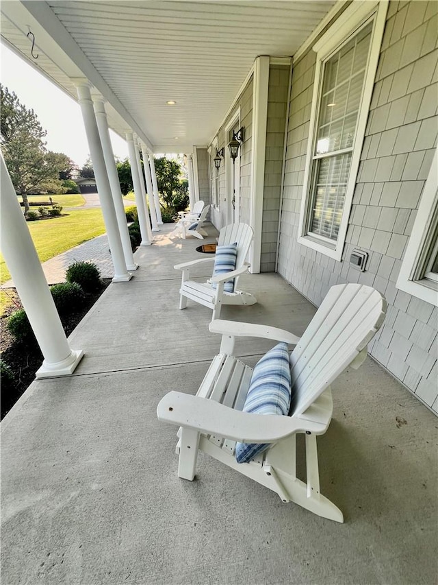 view of patio / terrace with covered porch