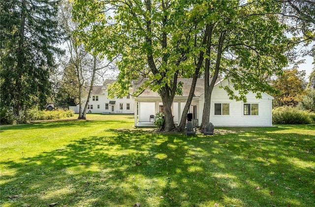 exterior space featuring a lawn