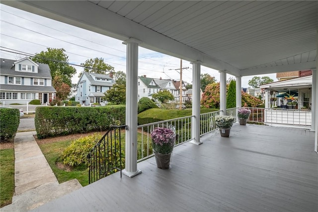 view of patio / terrace with covered porch