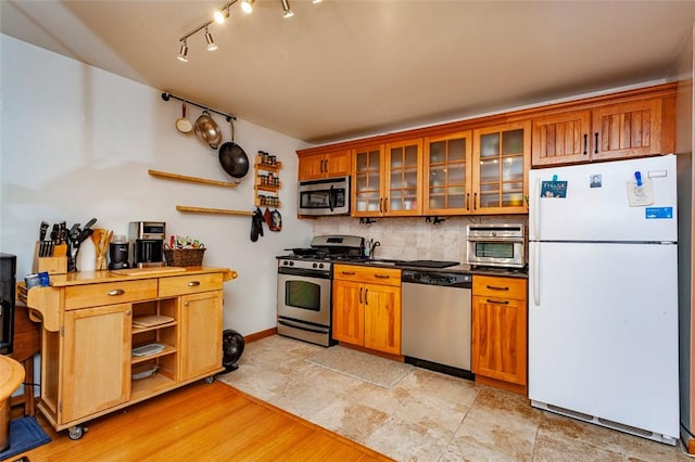 Listing photo 3 for 15 Scenic Unit H, Croton-On-Hudson NY 10520