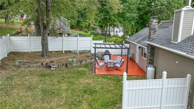 view of yard featuring a wooden deck