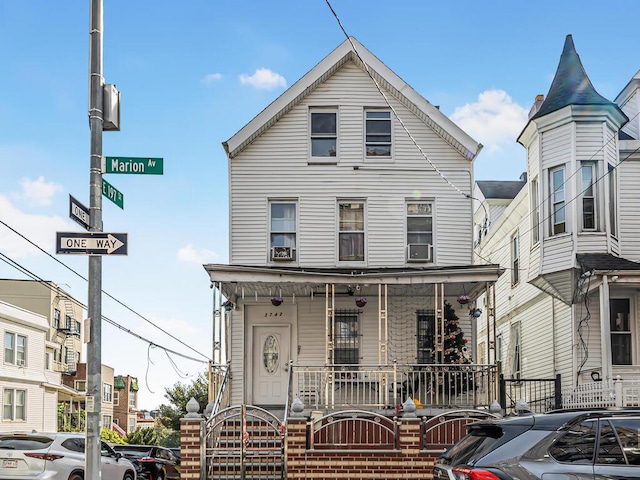 view of front of home featuring covered porch