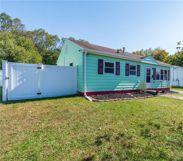 view of front of home with a front yard