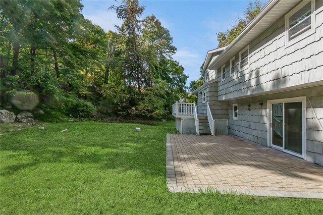 view of yard with a patio area