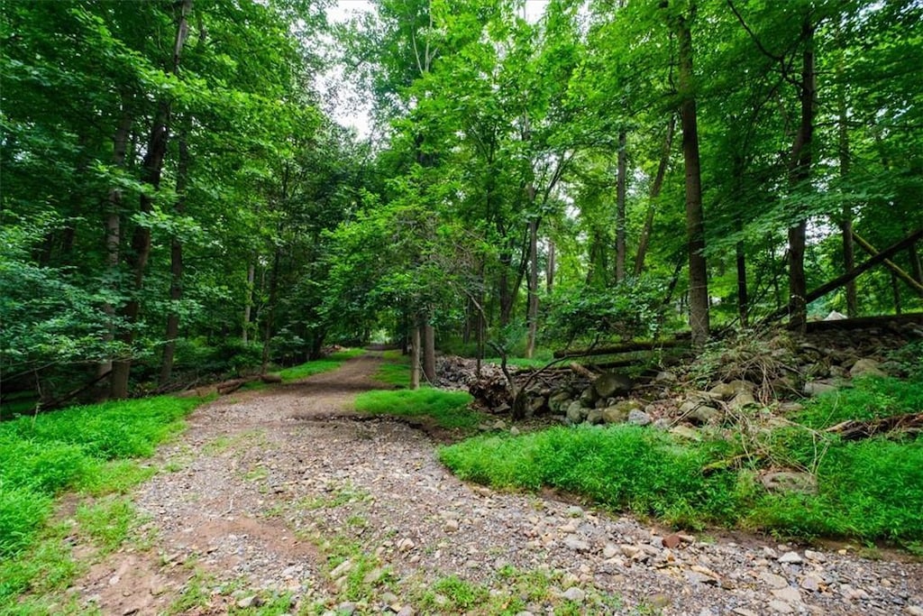 14 Farm Ln, Suffern, NY 10901