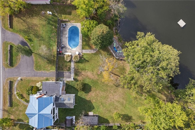 birds eye view of property featuring a water view