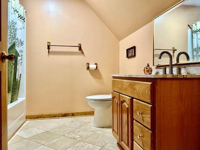 full bathroom with shower / bath combo with shower curtain, vanity, toilet, and lofted ceiling