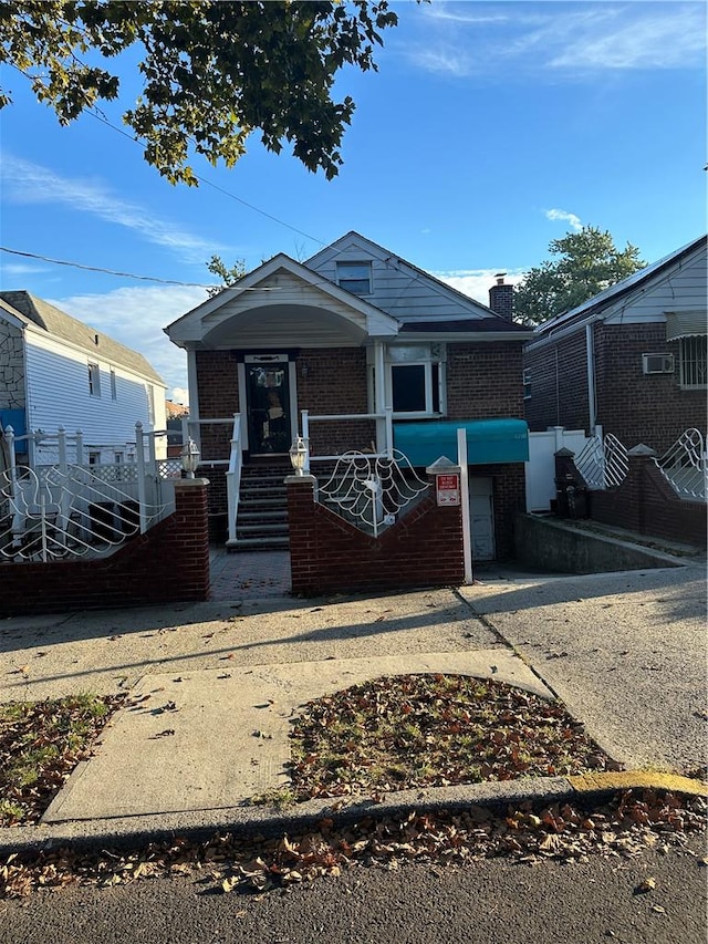 view of front of house