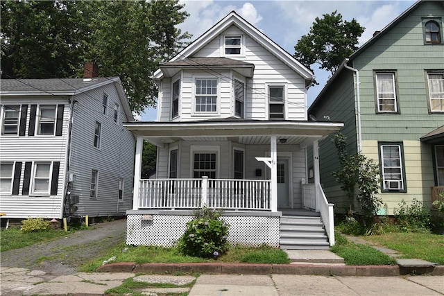 view of front of house with a porch