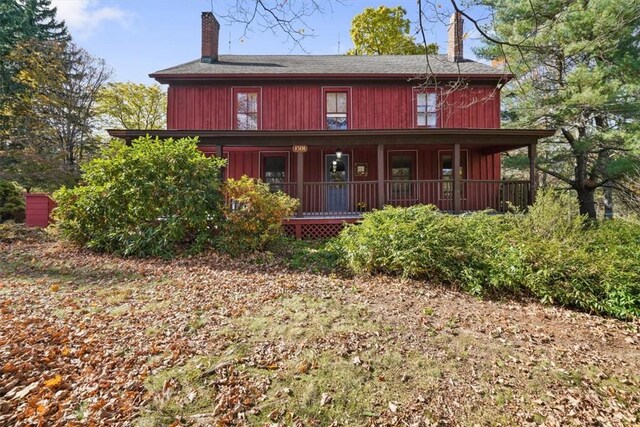 view of front of property featuring a porch