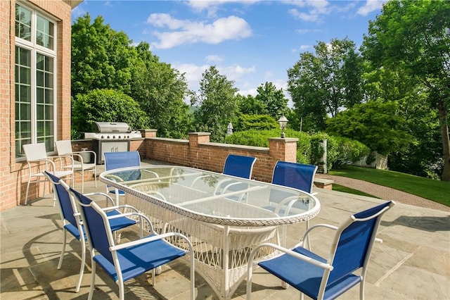 view of patio / terrace with area for grilling