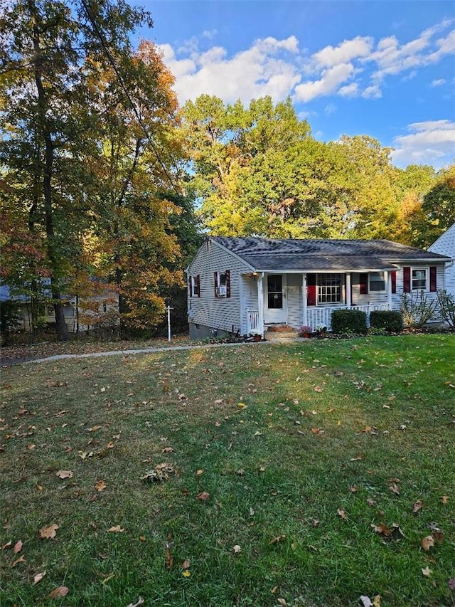 view of front of house with a front yard