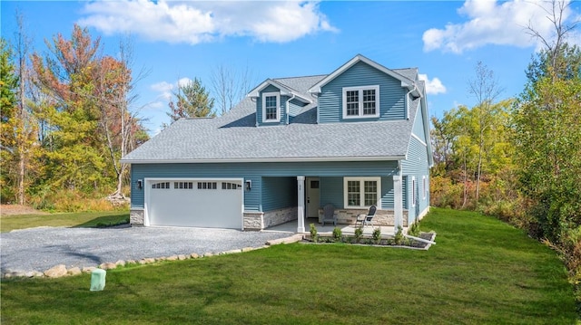 view of front of property featuring a front lawn and covered porch