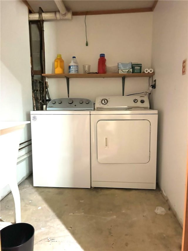 laundry area with washer and clothes dryer