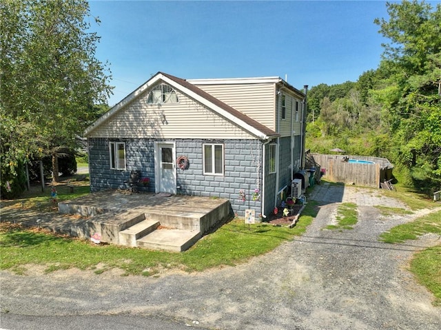 view of front of home