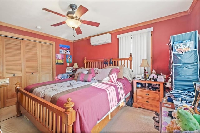 bedroom with a wall mounted air conditioner, ceiling fan, light carpet, and a closet