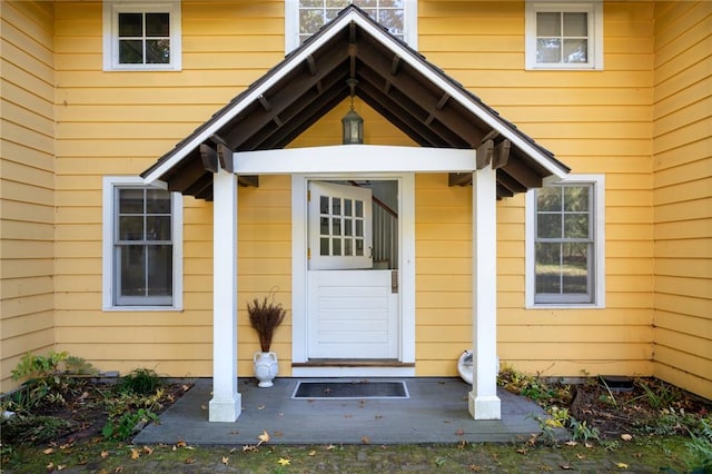 view of entrance to property