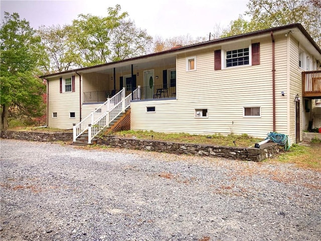 view of front of house with a porch