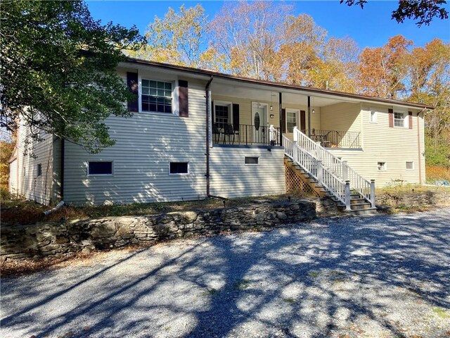 view of front of home with covered porch