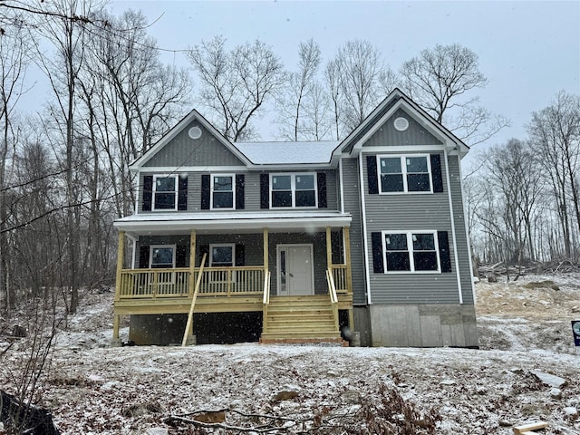 view of front of house featuring a porch