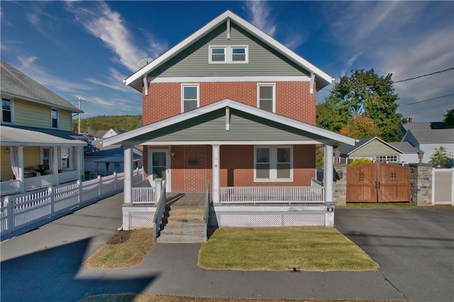 view of front of property with a porch