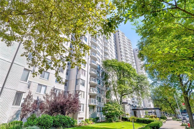 3333 Henry Hudson Pkwy Unit 1G, Bronx, NY 10463 - view of apartment building / complex