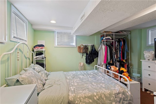 bedroom featuring carpet floors