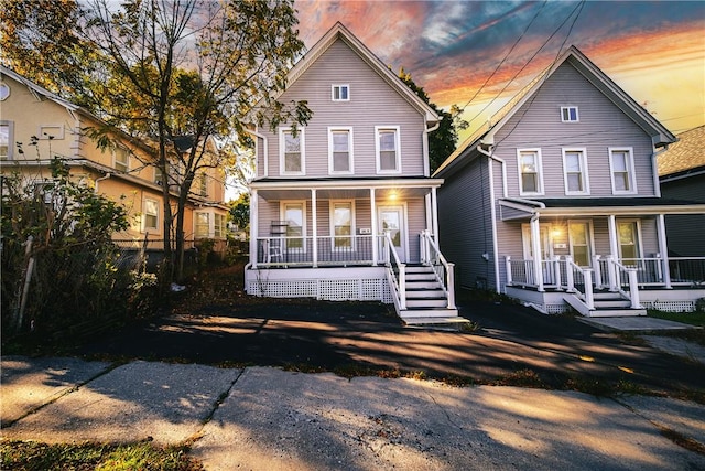 view of front of home featuring a porch