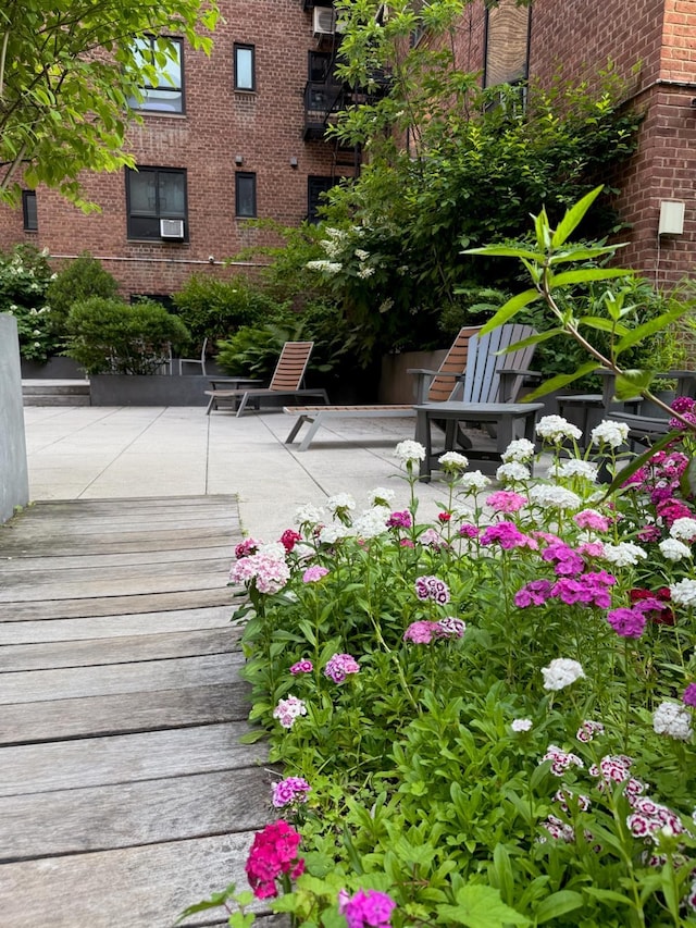 31 Nagle Ave Unit 2G, New York Manhattan, NY 10040 - view of home's community