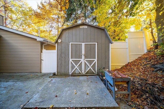 view of outbuilding