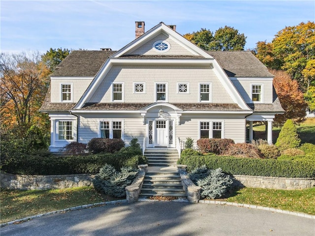 view of front of property