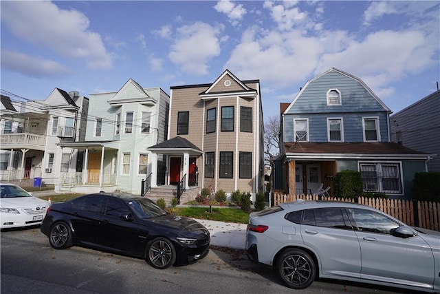 view of front of property