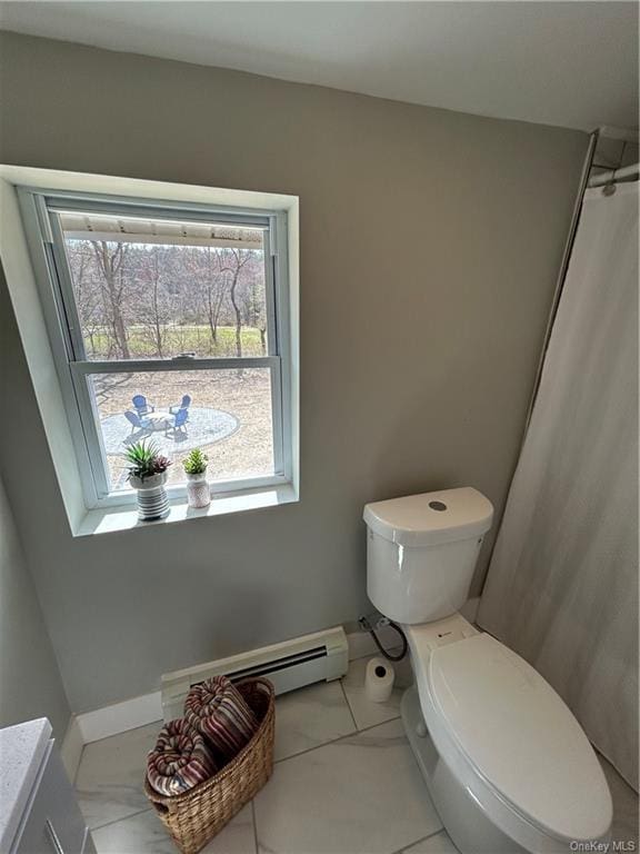 7065 Rte 209, Kerhonkson, NY 12446 - full bath with toilet, baseboard heating, a shower with curtain, and baseboards