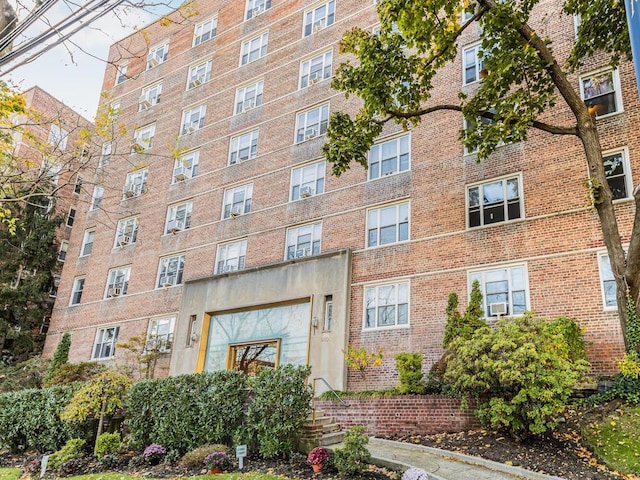 5601 Riverdale Ave Unit 1C, Bronx, NY 10471 - view of apartment building / complex