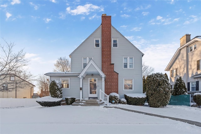 view of front of property