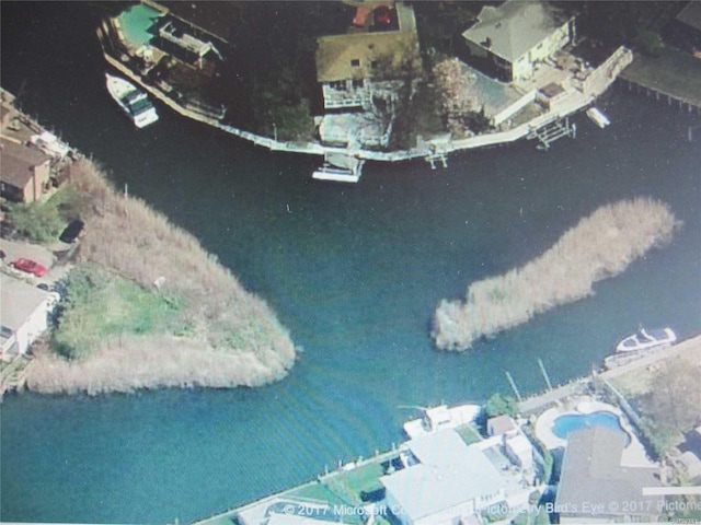 Island Pl, Seaford, NY 11783
