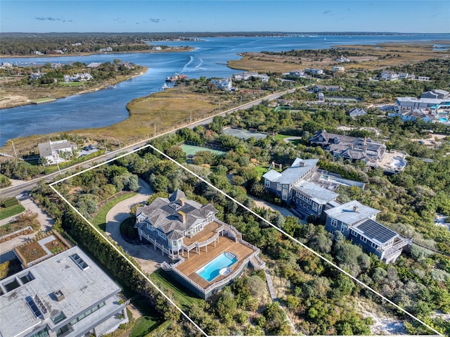 bird's eye view featuring a water view