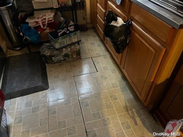 927 E 96th St, Brooklyn, NY 11236 - photo 5