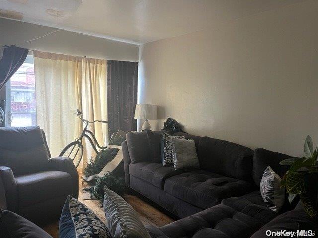 927 E 96th St, Brooklyn, NY 11236 - photo 6