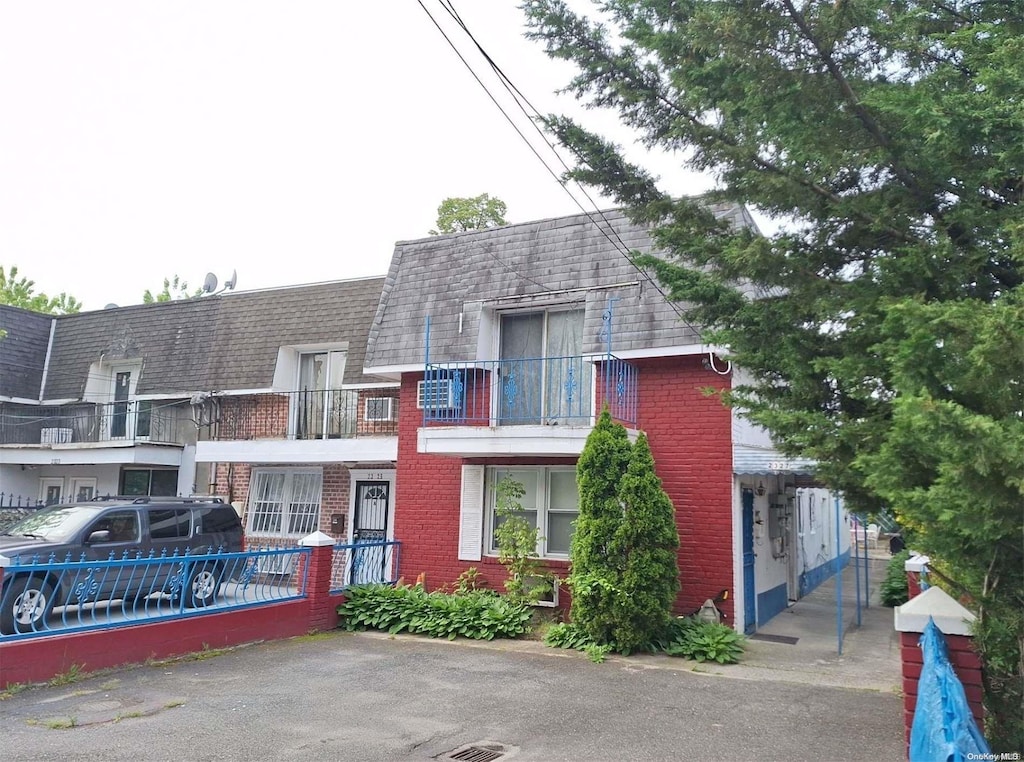 2327 Mott Ave, Far Rockaway, NY 11691 - photo 3