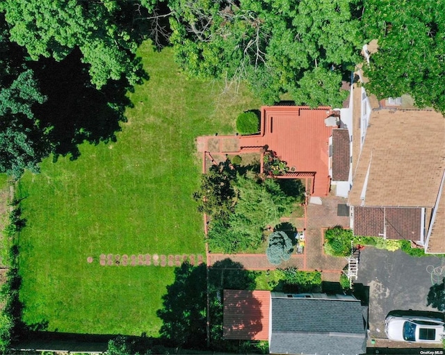 26 Cherry St, Douglaston, NY 11363 - photo 34